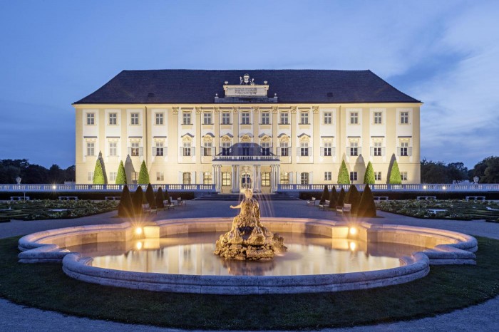 Abendaufnahmen Schloss Hof SKB Hertha Hurnaus 1