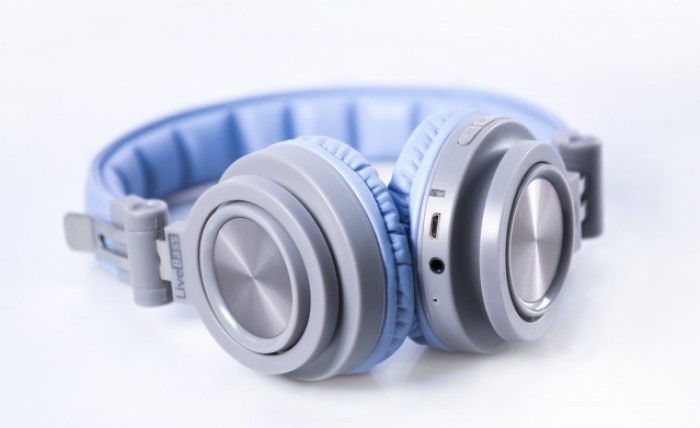 bezdrotove bluetooth sluchadla livebass