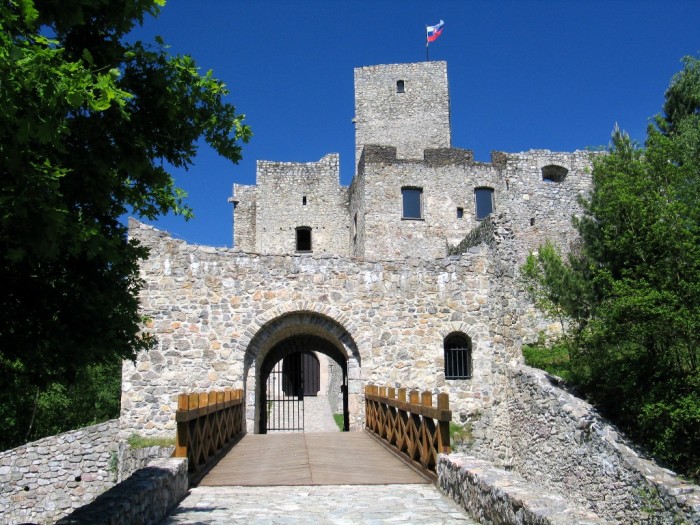 hrad Strecno