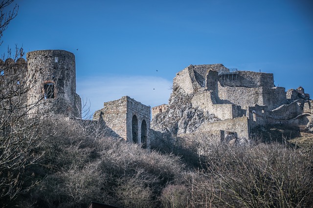castle 4010176 640