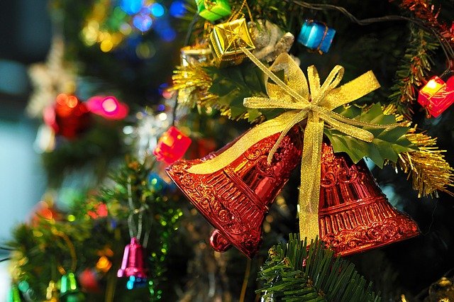 the christmas tree 1081321 640