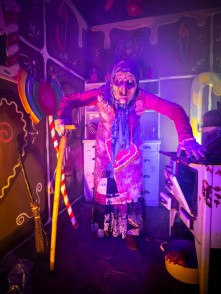 FP Halloween HauntedHouse Web01