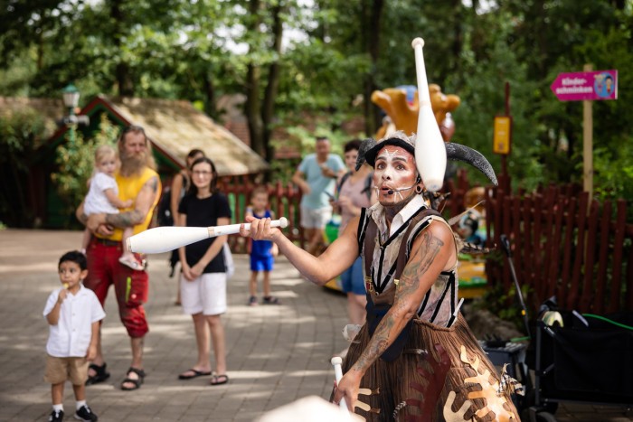FP Sonnwendfest Jongleur Zuschnitt
