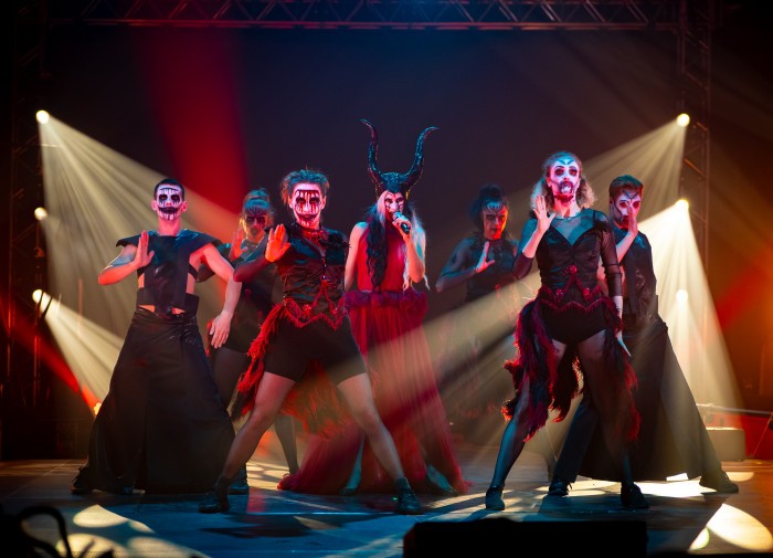 FP Halloween2025 Abendshow 0349 20241026 OMD16481 Familypark