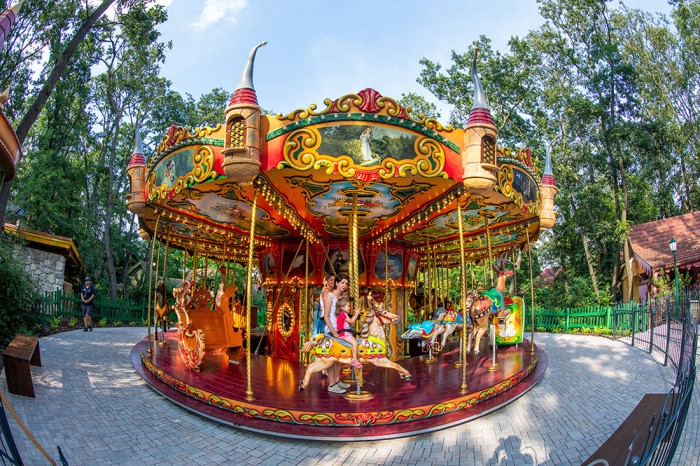 FP Marchenkarussell cPayer Web01