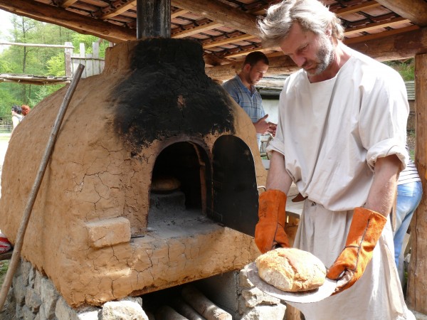 Pecenie chleba v Abelande