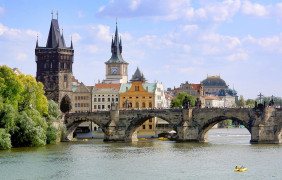 charles bridge g9a6d633ce 1280