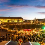 1 Weihnachtsmarkt Abendlicht c SKB Astrid Knie