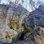 Hricovsky hrad jaskyne