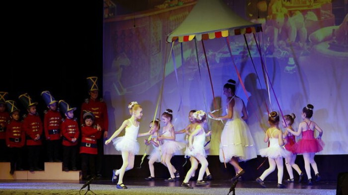 large Najkrajsie Vianoce Dom kultury Poprad januar 2023