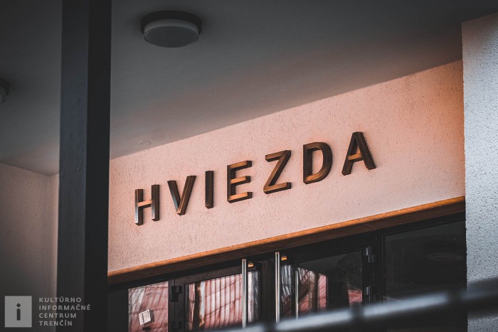 HVIEZDA 