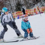 Mutter mit Kind im Anna Land CDoris Schwarz Koenig