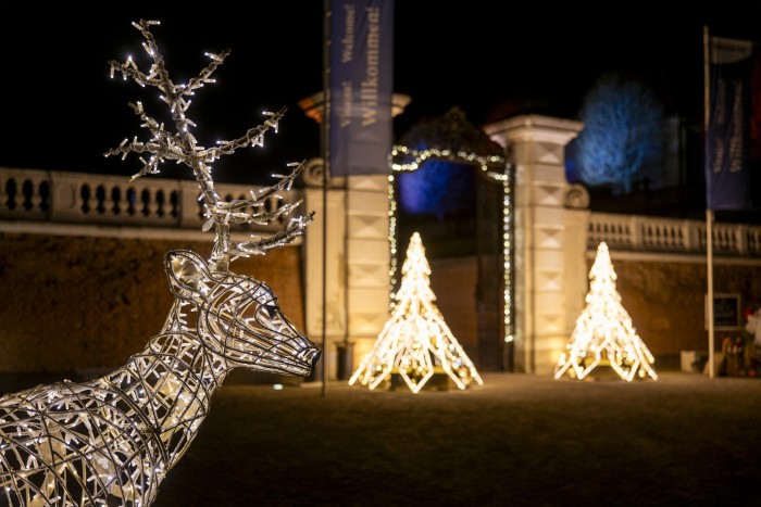 SKB Zsolt MARTON Weihnachtsmarkt print 211