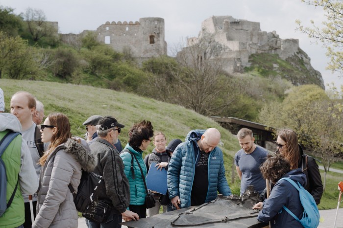 598089025 1441931437942480 8876662582563452073 n